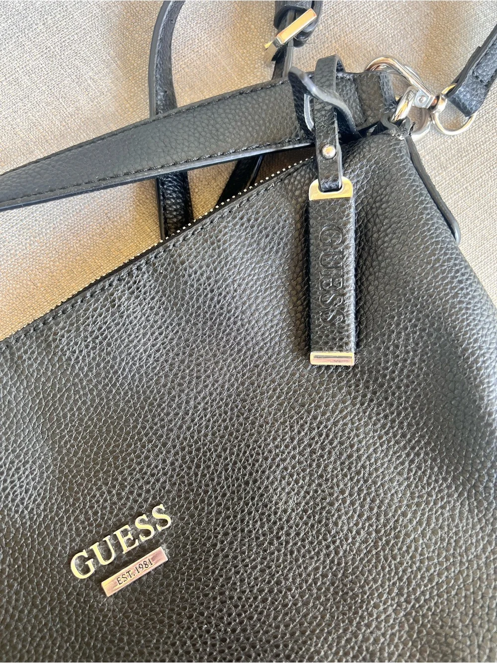 GUESS Black Pebbled Leather Hobo Shoulder Bag with Silver Hardware - Picture 16 of 17